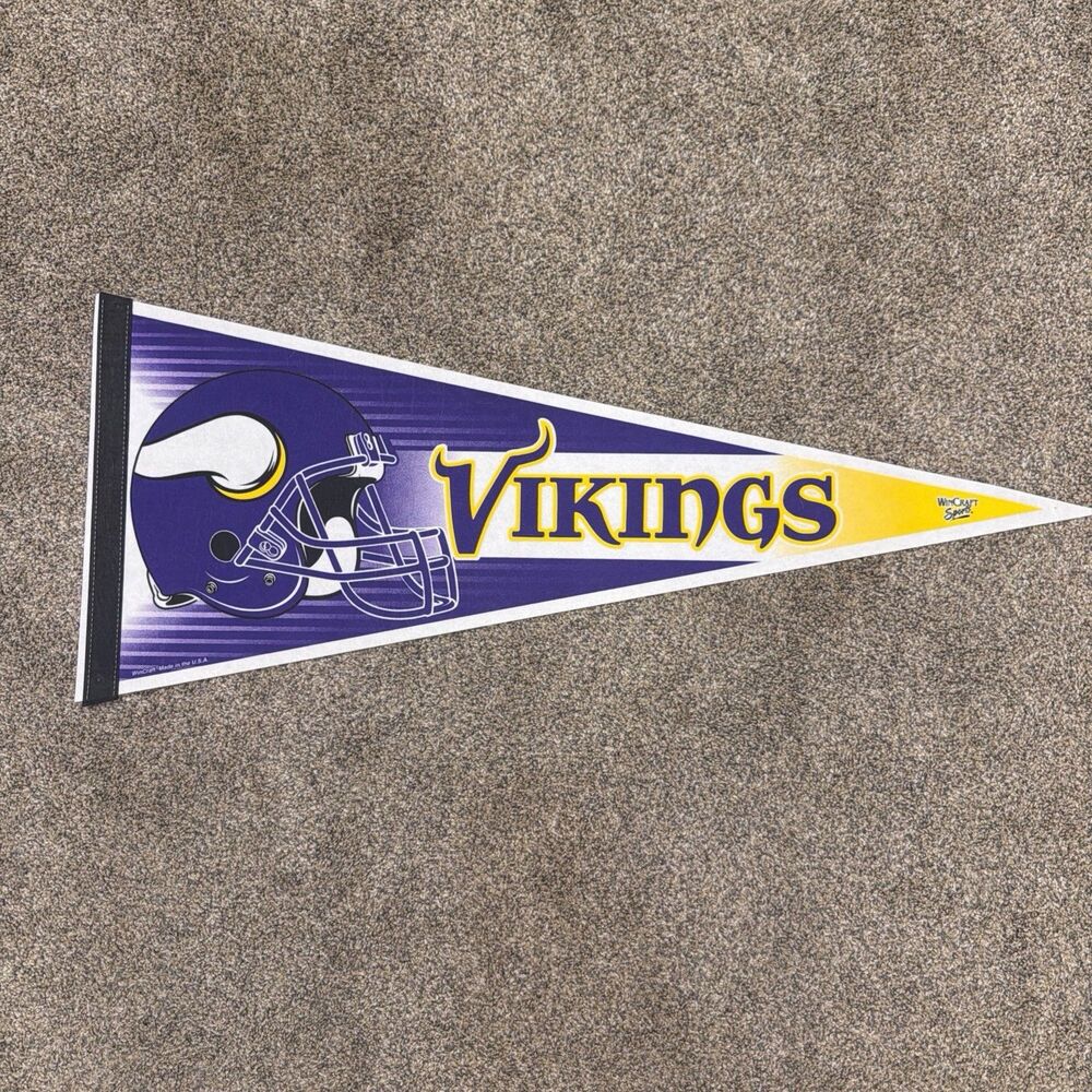 Minnesota Vikings Throwback Vintage Retro Pennant Flag NFL Football Helmet